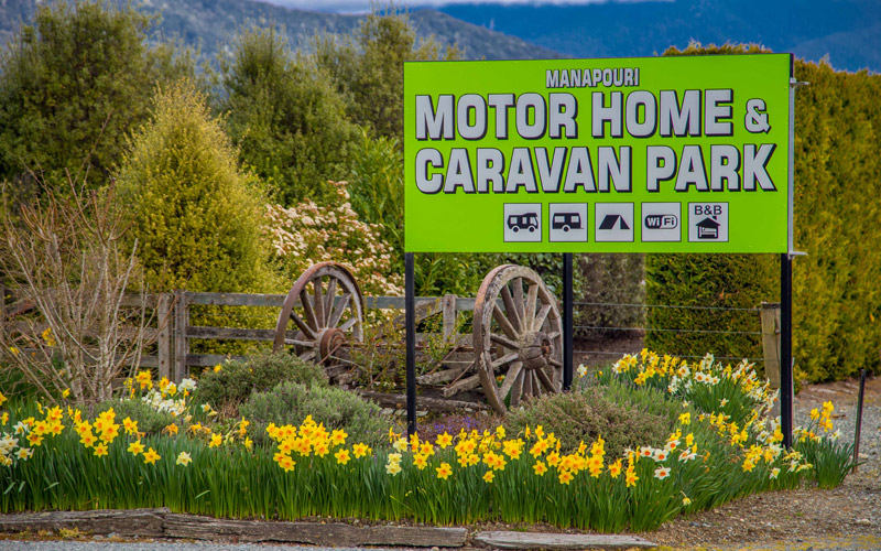 Entrance sign to the motorhome park